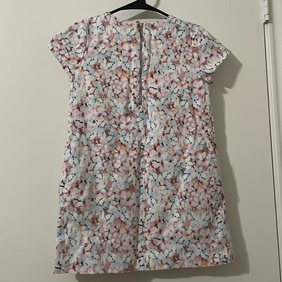 Floral Short Sleeve Dress - Picture 2 of 7
